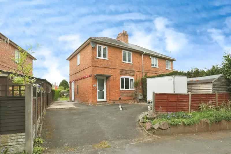 3 Bed Semi Detached House Bransford Road Worcester
