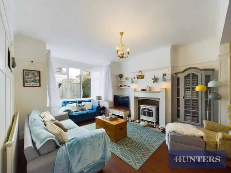 3 Bedroom Family Home For Sale