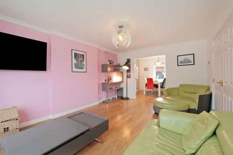 Four Bedroom Family Home in Insch