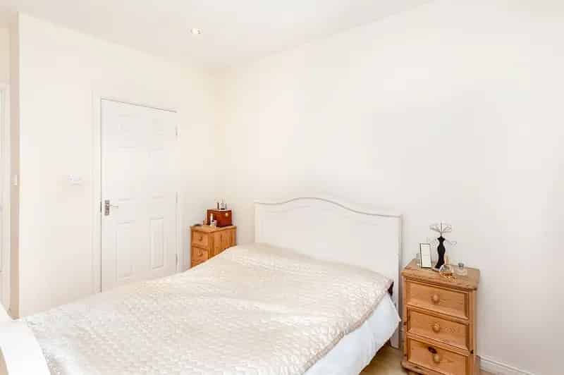 2 Bedroom Flat to Rent Liverpool L12 - Unfurnished with Parking
