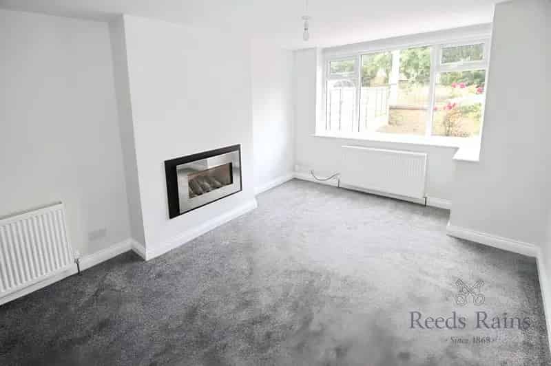 3 Bedroom Semi Detached House for Rent Woodlesford West Yorkshire