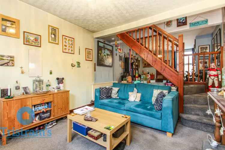 2 Bedroom Terraced House for Rent