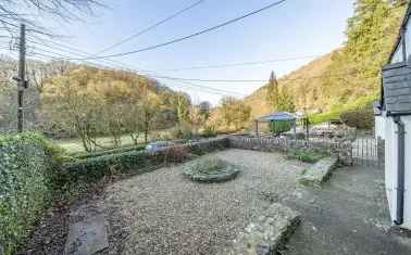 House For Sale in Dulverton, England