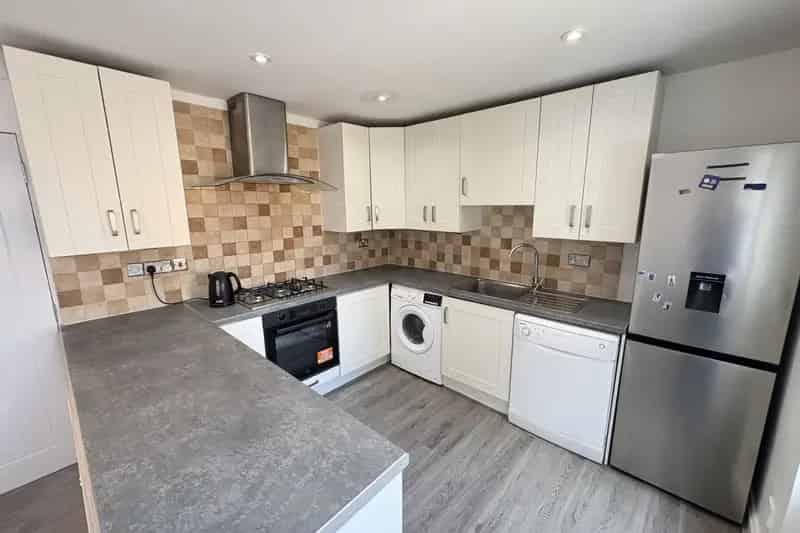 3 Bed House Near Broxbourne Station A10 M25