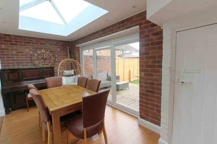 3 Bedroom Semi Detached House to Rent