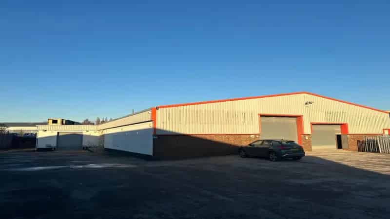 Commercial property For Rent , Salford, England