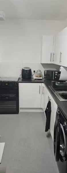 Flat For Rent in London, England