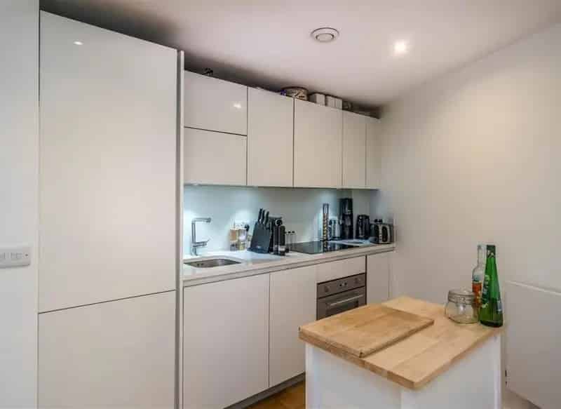 One Bedroom Flat Near Oval Stockwell Brixton