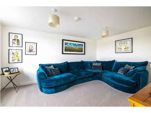 4 Bedroom Detached House for Sale in Elgin Findrassie