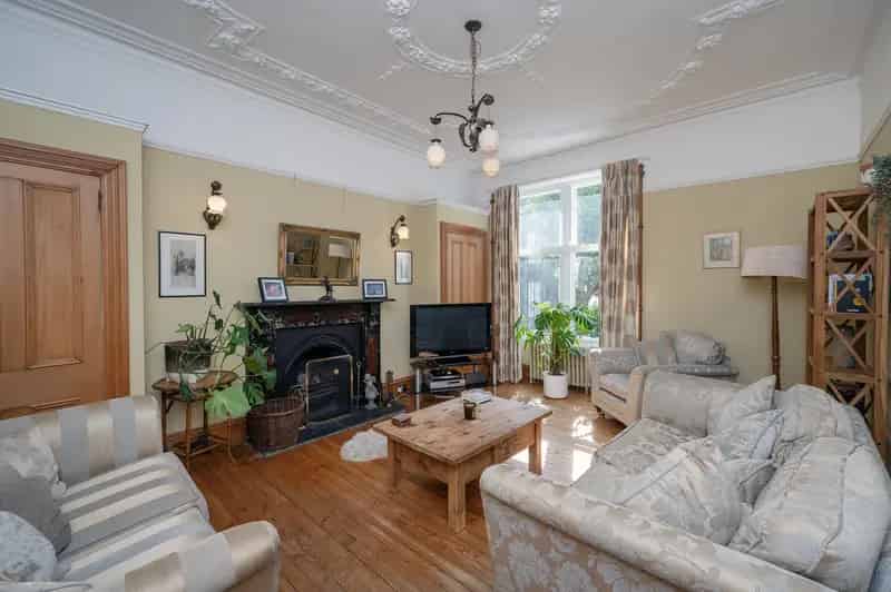 2/3 Bedroom Apartment in Aberdeen West End