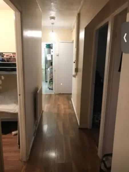 Convenient Family Home Near 5 Train Stations