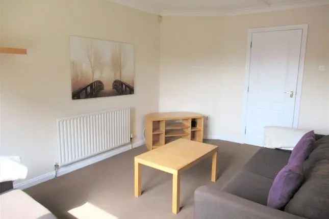 Flat to rent in Beith Street, Glasgow G11