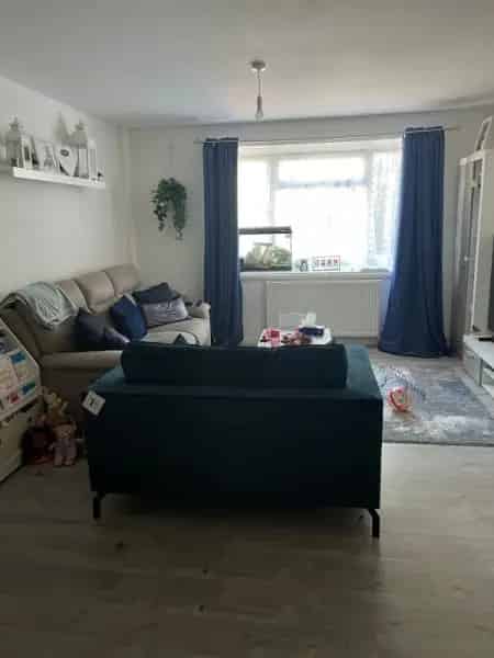 3 Bedroom House Near East Croydon Station