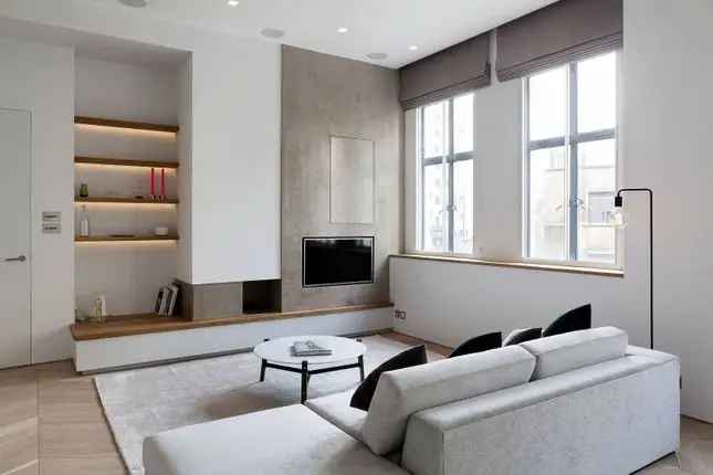 Flat for sale in Baker Street, Marylebone, London NW1