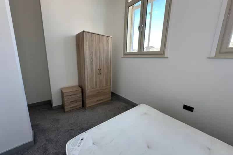 Flat For Rent , Doncaster, England