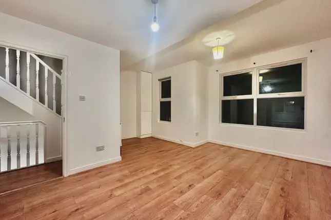 Terraced house to rent in Longmead Road, London SW17