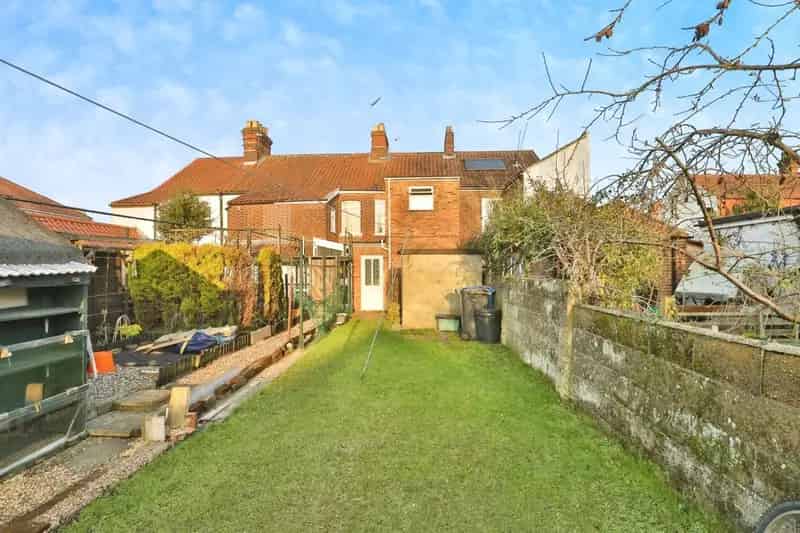 3 Bed Mid-Terraced House Norwich Golden Triangle