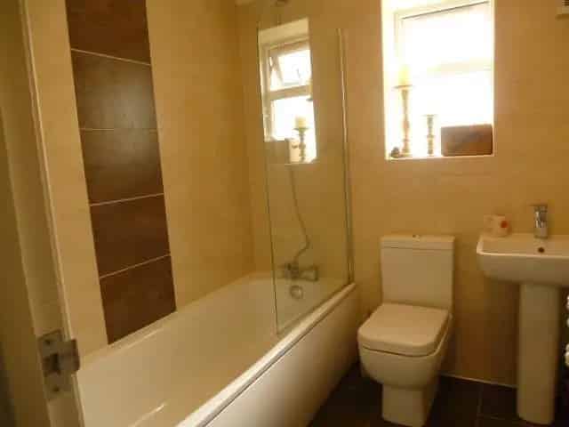 Spacious 2 Double Bedroom House in Pontcanna Available September 2025