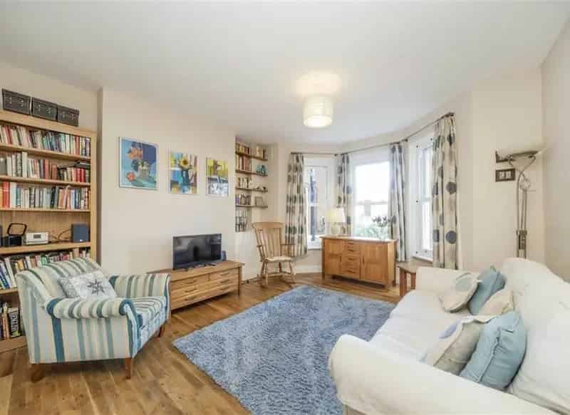 Ground Floor Apartment in Abbeville Village Near Clapham Common
