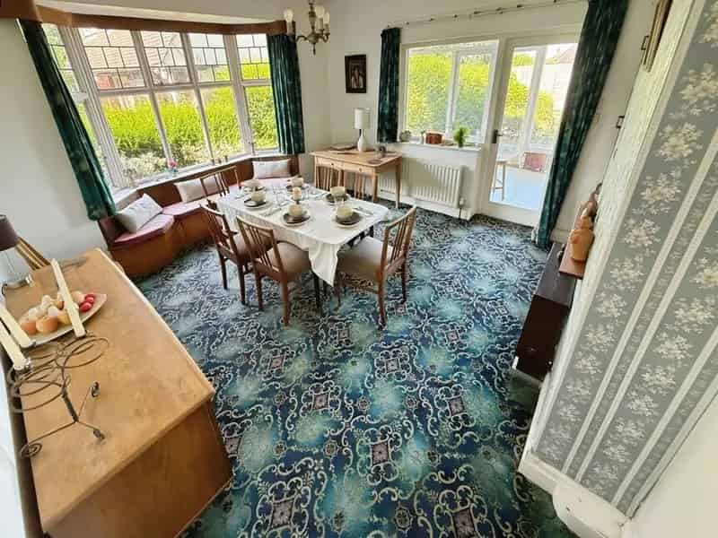 3 Bedroom Detached House for Sale Stoke-on-Trent ST6