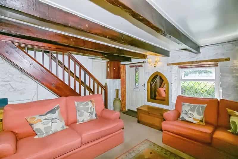 2 Bedroom Character Cottage St Athan
