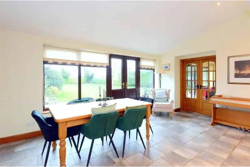 5 Bed Detached House for Sale