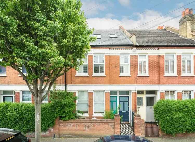 Two Double Bedroom Maisonette Near Tooting Broadway Station