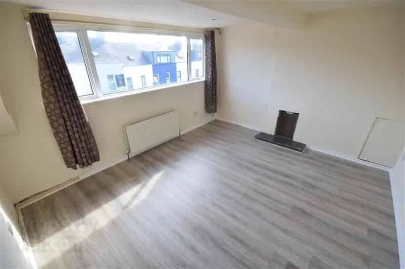 Bangor High Street Apartment Sea Views Two Bedrooms