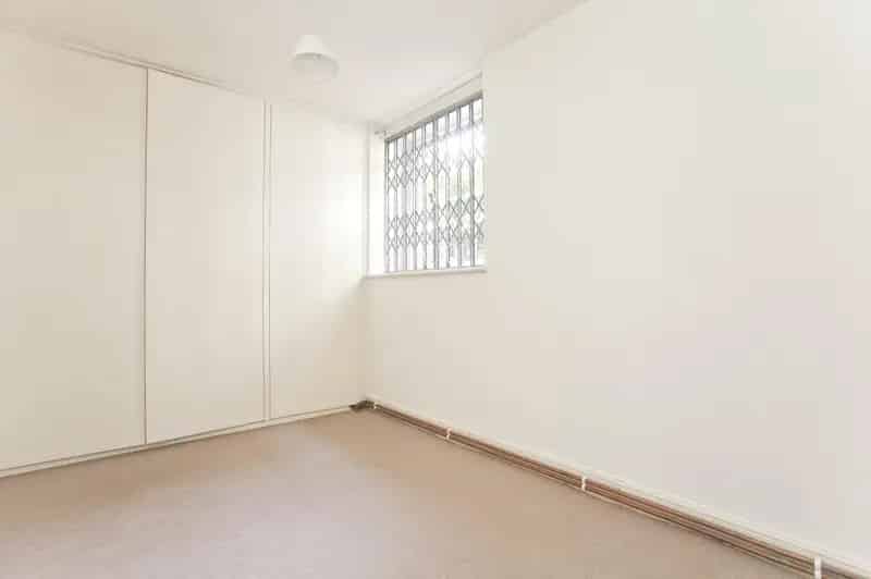 2 Bedroom Flat Highbury New Park Victorian Conversion