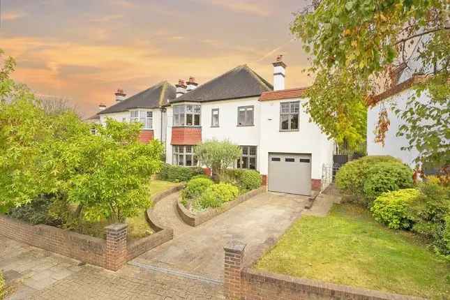 5 Bedroom Detached House for Sale Abbotswood Road London SW16