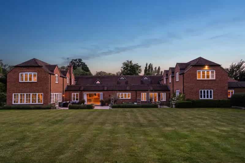 5 Bedroom Detached House for Sale near Henley