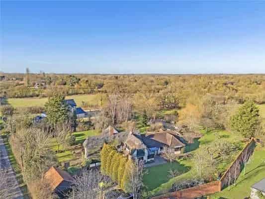 16th Century Country Cottage with Modern Extension Near Felsted