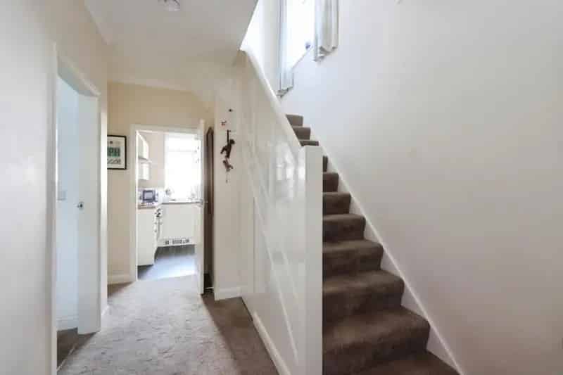 3 Bed House for Sale Near Peak District