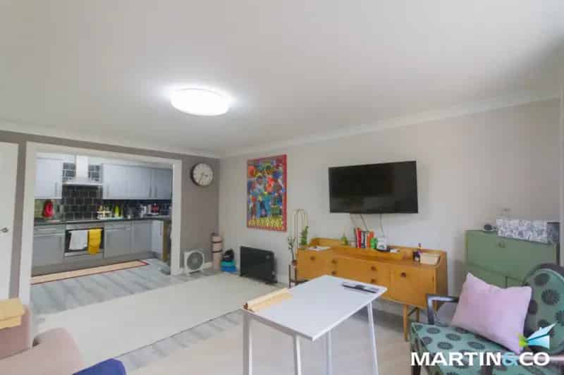 2 Bedroom Flat To Rent Available 01092025