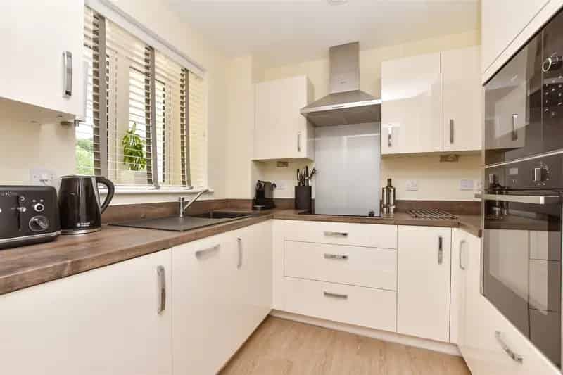 2 Bedroom Retirement Apartment for Sale