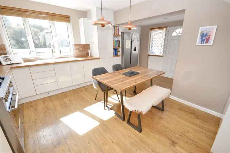 House For Sale in Leeds, England