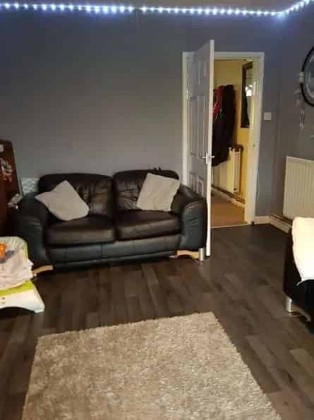 3 Bed House Large Kitchen Garden Storage Adapted New Boiler