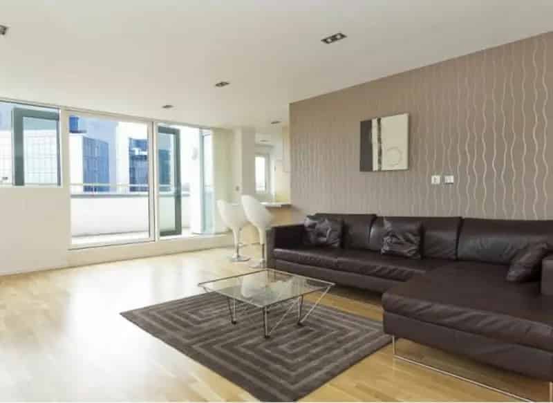Three Bedroom Split Level Home near Canary Wharf