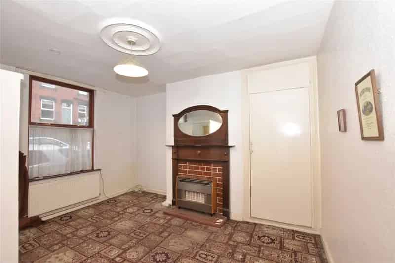 One Bedroom Property Headingley Meanwood First Home Investment
