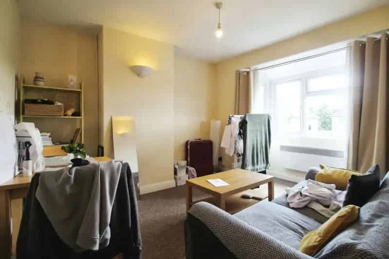 1 bedroom Flat
 To Rent