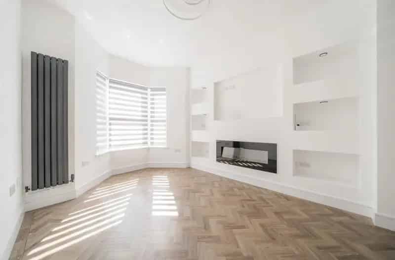 4 Bedroom Terraced House For Sale - Newly Renovated