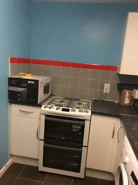 One Bedroom House Near Tesco and Restaurants