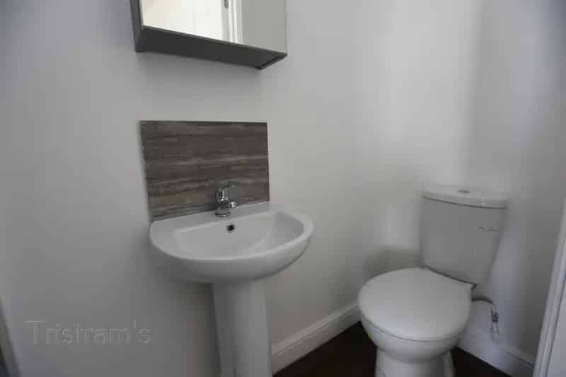 1 Bedroom Studio Flat to Rent Students Modern Bills Included