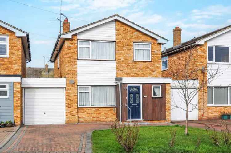 4 Bedroom Link Detached House For Sale