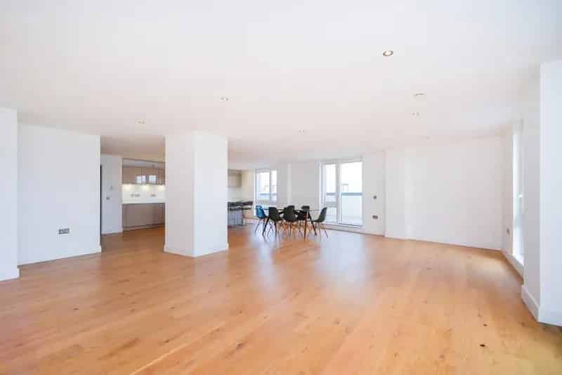3 Bedroom Penthouse Apartment Brighton Marina