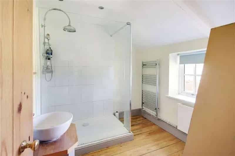 3 Bed Farmhouse with Barns and 17 Acres for Sale