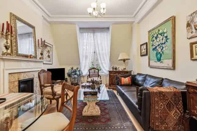 Flat for Sale in Berkeley Street Mayfair W1J