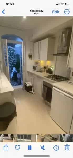 Large 1 Bed Flat in Islington - Own Drive & Communal Garden