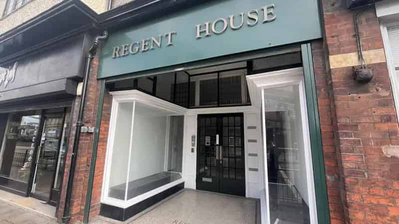 3 Storey Office Suites with Amenities