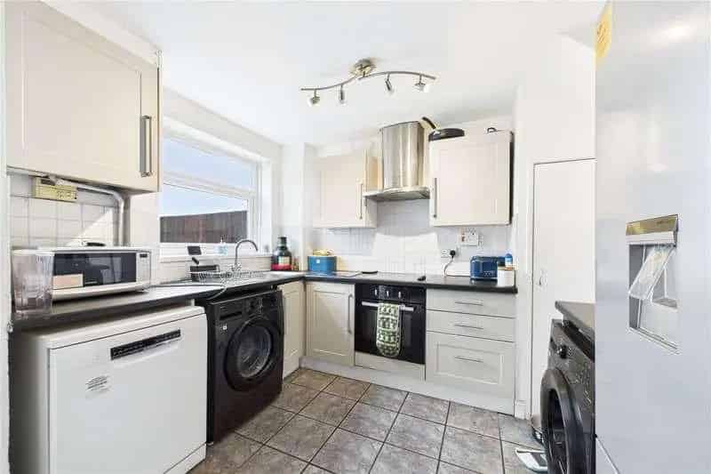 3 Bed House for Sale Gossops Green